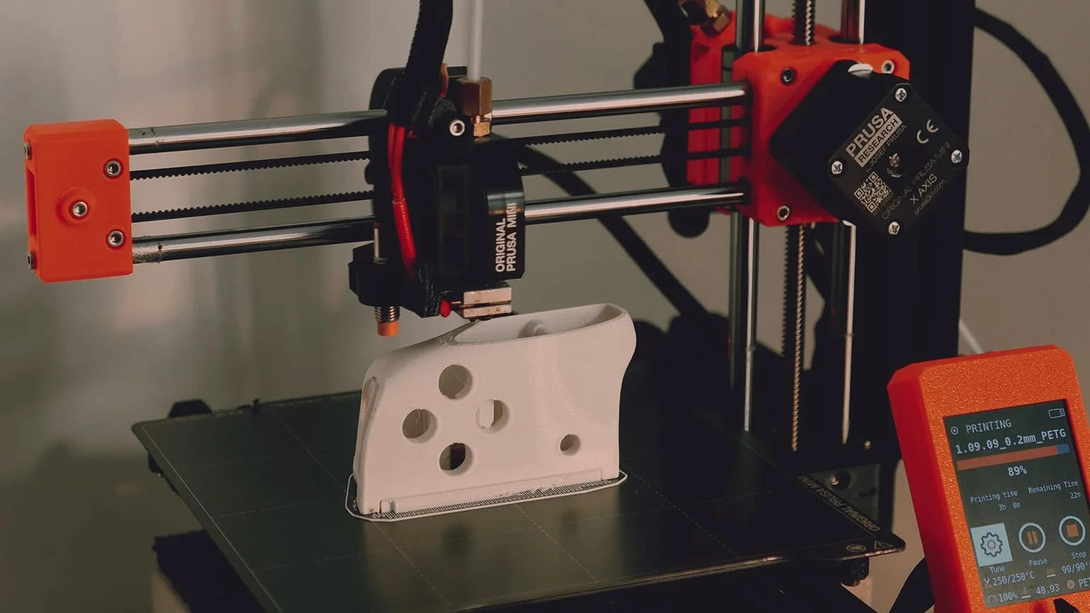 3D printing the case prototype on a Prusa Mini